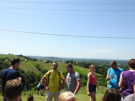 12. pohod Pomlad v prleških goricah Dan odprtih kleti in veselih ljudi, 28.5.2016 72